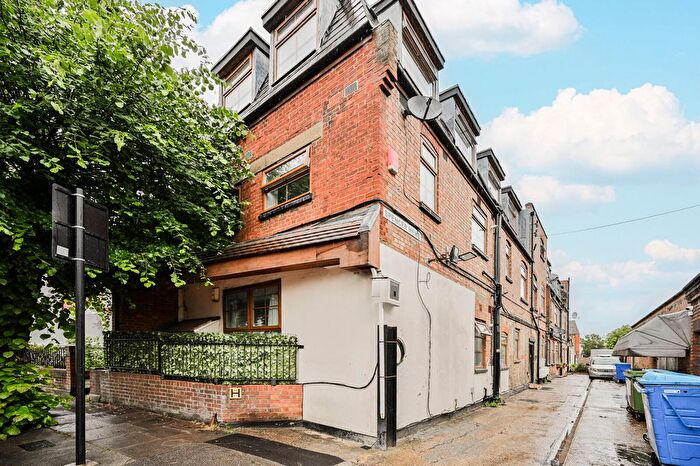 2 Bedroom Flat For Sale In Spencer Mews, Palmers Green, London, N13