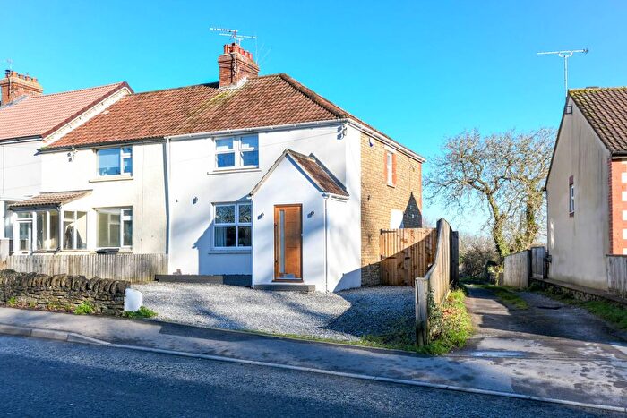 3 Bedroom Property For Sale In Vallis Road, Frome, BA11