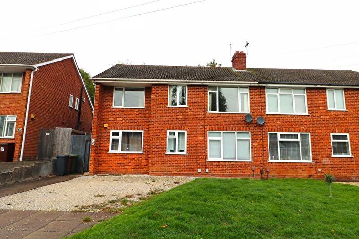 2 Bedroom Maisonette For Sale In Langley Hall Road, Solihull, B92