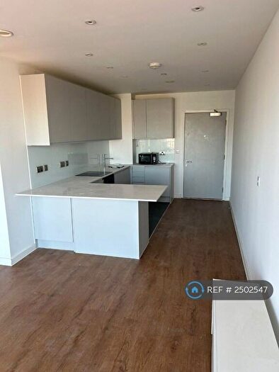 1 Bedroom Flat To Rent In Block A, Salford, M5