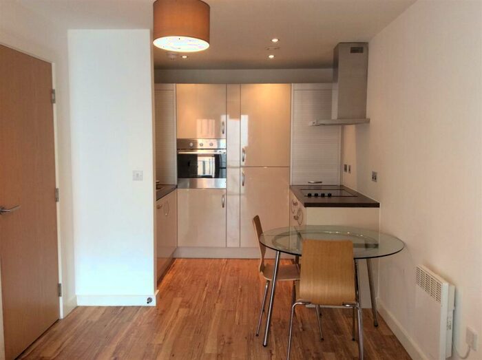 1 Bedroom Apartment To Rent In Plaza Boulevard, Liverpool, L8
