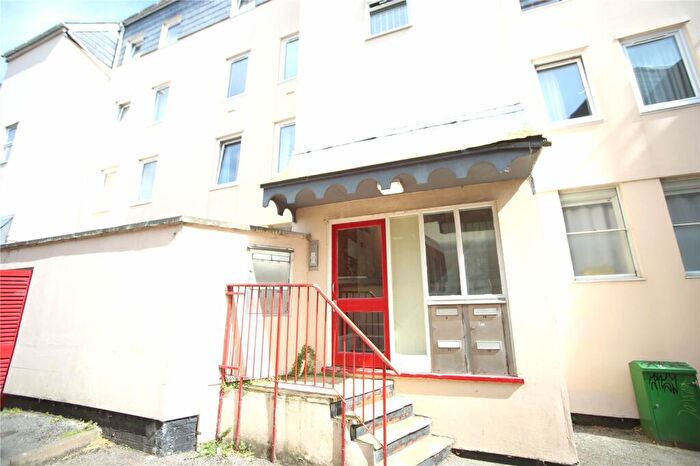 2 Bedroom Apartment To Rent In High Street, Cheltenham, Gloucestershire, GL52
