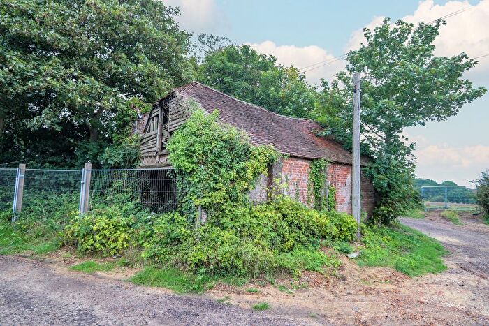 Property For Sale In Worsham Lane, East Sussex, Bexhill-On-Sea, TN40