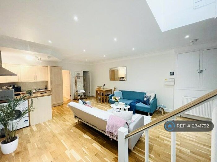 1 Bedroom Flat To Rent In Danbury Street, London, N1