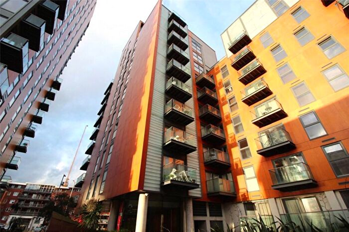 1 Bedroom Apartment To Rent In Skyline Central, Goulden Street, Manchester City Centre, M4