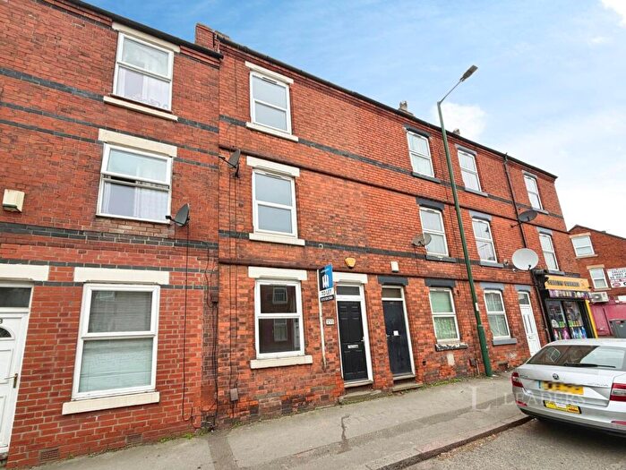 3 Bedroom Terraced House To Rent In Vernon Road, Nottingham, Nottinghamshire, NG6