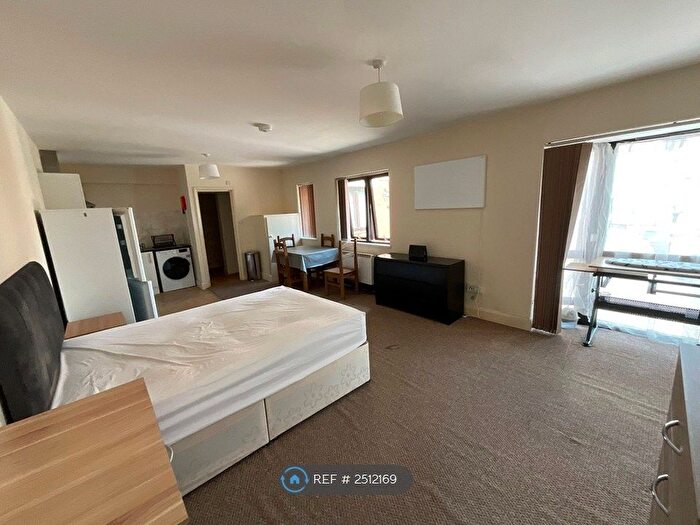 Studio To Rent In Burlington Court, Slough, SL1