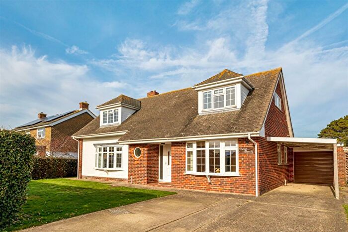 4 Bedroom Chalet For Sale In Elms Ride, West Wittering, PO20