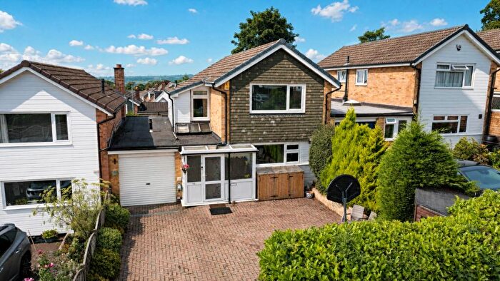 4 Bedroom Link Detached House For Sale In Church Mount, Horsforth, Leeds, West Yorkshire, Uk, LS18