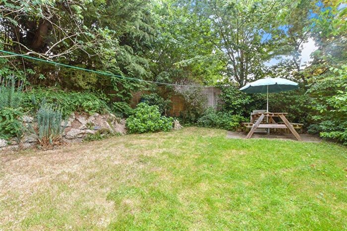 4 Bedroom Semi Detached House For Sale In Henley Fields, St. Michaels, Tenterden, Kent, TN30