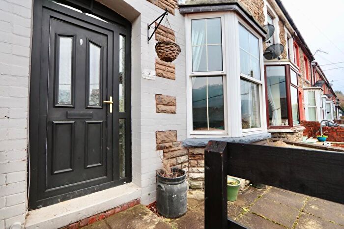 3 Bedroom Terraced House For Sale In Firbank Terrace, Ynysddu, NP11