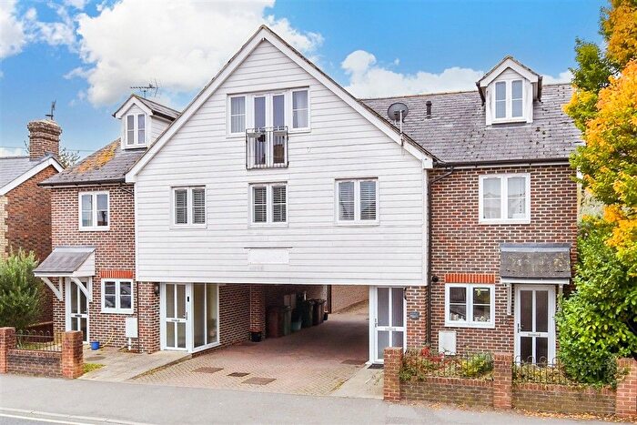 2 Bedroom Maisonette For Sale In Commercial Road, Paddock Wood, Tonbridge, Kent, TN12