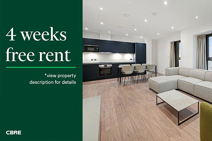 3 Bedroom Flat To Rent In Uncle, Victoria Road, W3