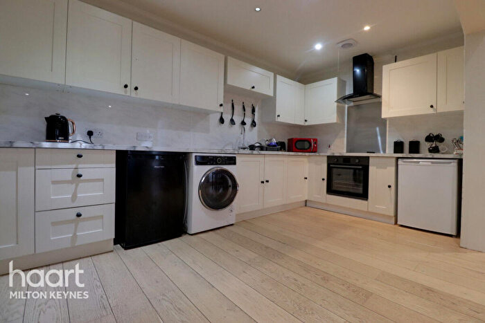 3 Bedroom Apartment To Rent In Clarence House, North Row, Central Milton Keynes, MK9