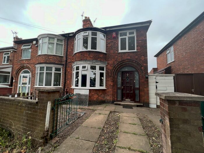 3 Bedroom Semi-Detached House To Rent In Abbey Lane, Leicester, LE4