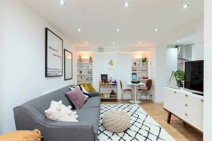 1 Bedroom Apartment To Rent In Danbury Street, Angel, N1