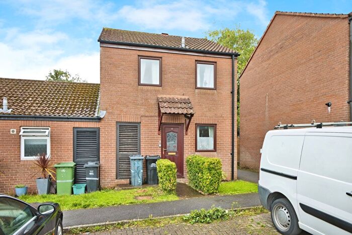 2 Bedroom Semi-detached House For Sale In Parsons Way, Wells, Somerset, BA5