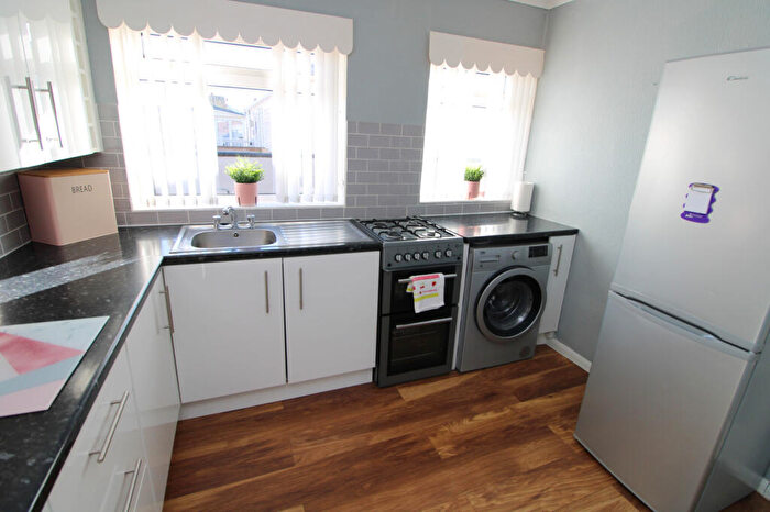 2 Bedroom Bungalow For Sale In Penisaf Avenue, Towyn, LL22