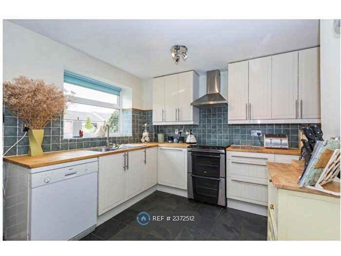 3 Bedroom Terraced House To Rent In Kimberley Walk, Cheltenham, GL52