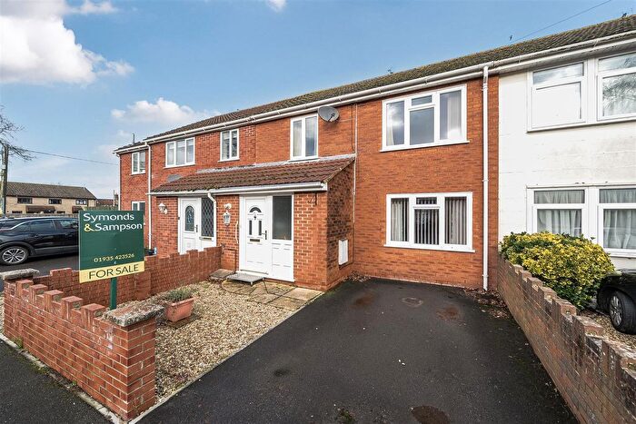 3 Bedroom Terraced House For Sale In Stapleton Close, Martock, TA12