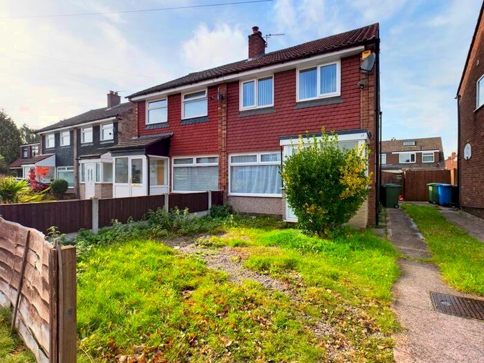 3 Bedroom Semi-Detached House To Rent In Skye Road, Davyhulme, Trafford, M41