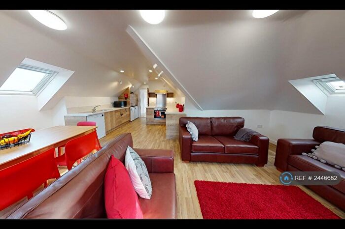 3 Bedroom Flat To Rent In Greenhill Road, Winchester, SO22