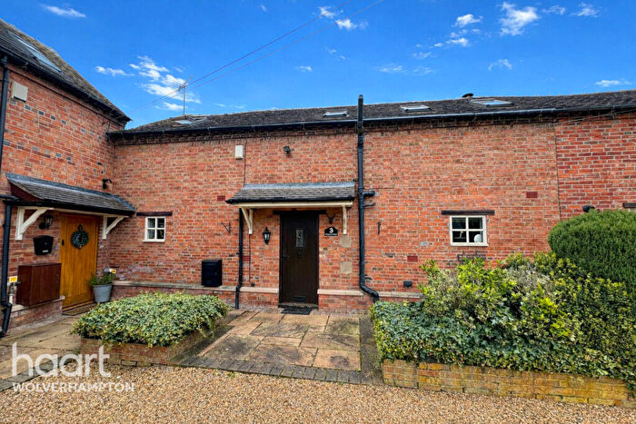 2 Bedroom Barn Conversion To Rent In Whitgreave Lane, Stafford, ST18