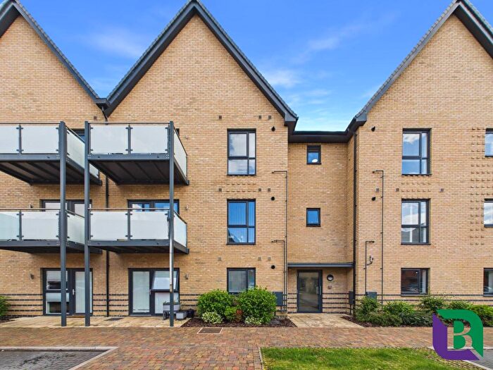 2 Bedroom Flat For Sale In George Avenue, Glebe Farm, MK17