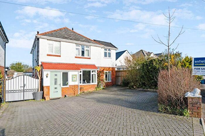 5 Bedroom Detached House For Sale In Dorchester Road, Poole, BH15