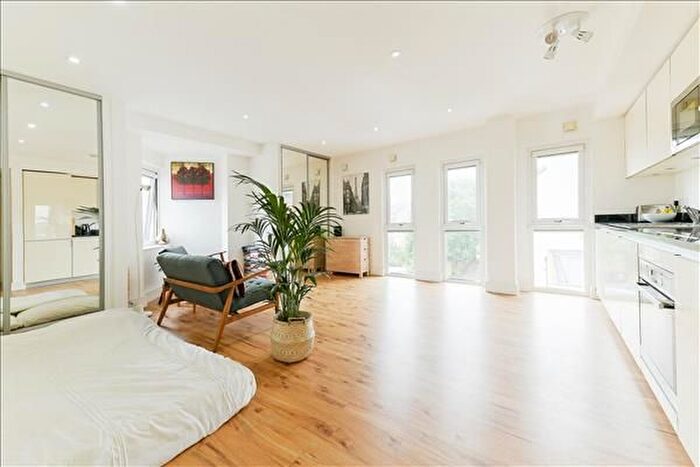 Studio To Rent In Ibex House, Wimbledon Park, SW19