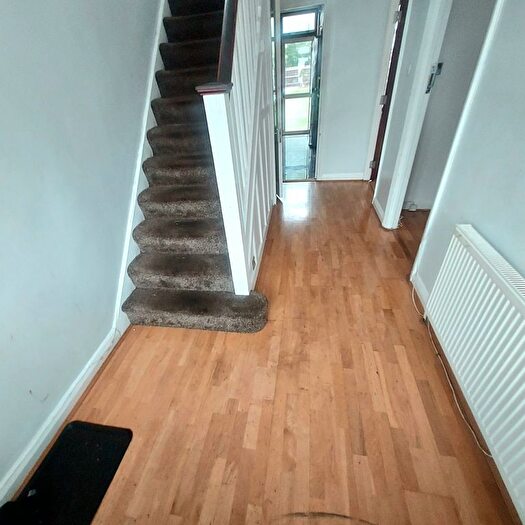 4 Bedroom Semi-Detached House To Rent In Lindfield Road, Croydon, CR0