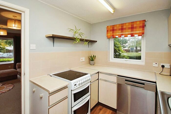 1 Bedroom Flat For Sale In Haythorne Court, Marina Gardens, Fishponds, Bristol, BS16