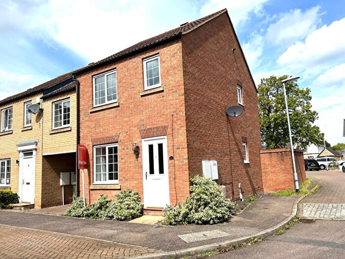 2 Bedroom End Of Terrace House To Rent In Farriers Gate, Chatteris, Cambs., PE16