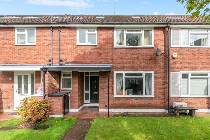 4 Bedroom Terraced House To Rent In Fairdale Gardens, West Putney, SW15