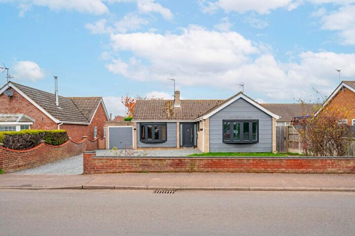 3 Bedroom Detached Bungalow For Sale In Beach Road, Scratby, NR29