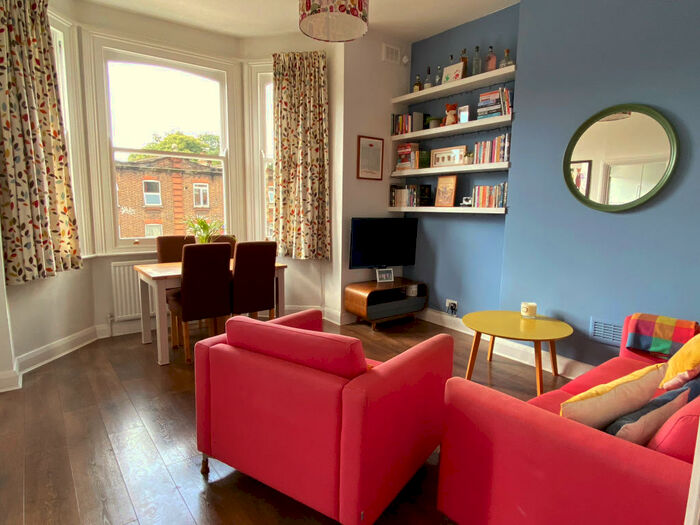 1 Bedroom Flat To Rent In Norwood Road, London, SE24