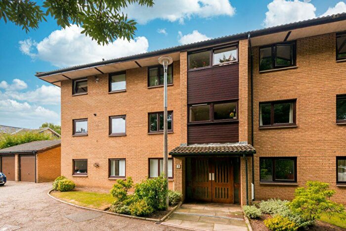 3 Bedroom Flat For Sale In / Gillsland Park, Merchiston, Edinburgh, EH10