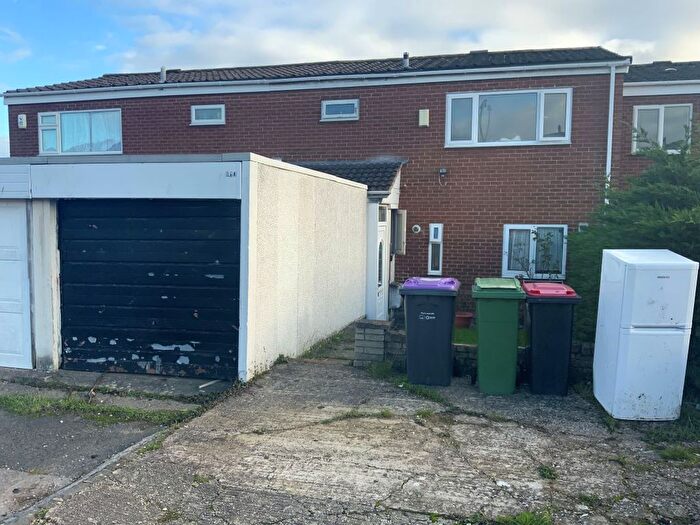 4 Bedroom Terraced House For Sale In Briarwood, Telford, TF3