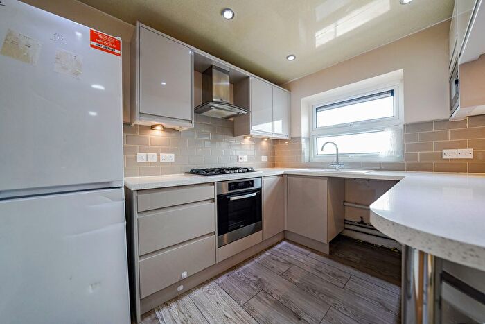 1 Bedroom Flat For Sale In Portmore Close, Leicester, Leicestershire, LE4