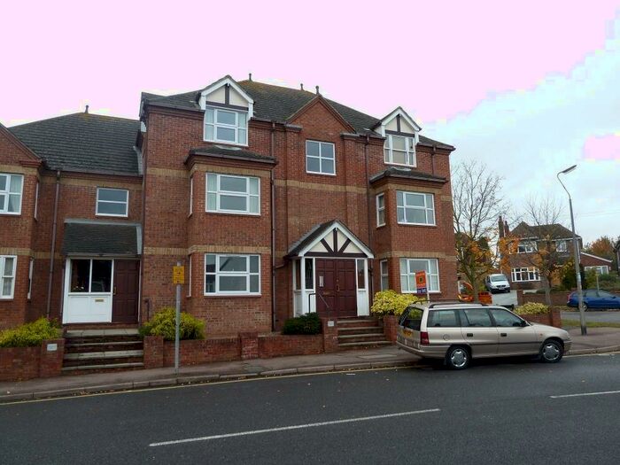 2 Bedroom Apartment To Rent In Southcourt House, Southcourt Road, Linslade, LU7