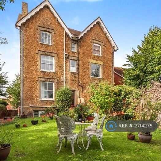 1 Bedroom Flat To Rent In Guildford, Guildford, GU1