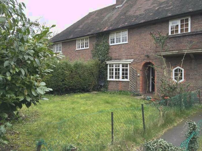 1 Bedroom Flat To Rent In Neale Close, Hampstead Garden Suberb, London, N2