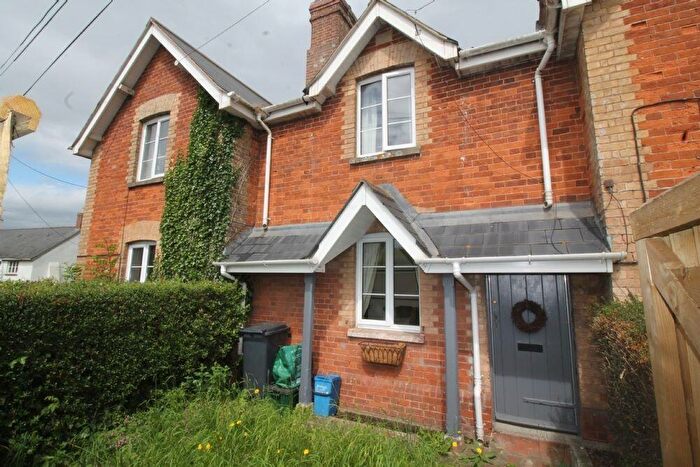 2 Bedroom Cottage To Rent In Clyst Road, Clyst St. George, Exeter, EX3