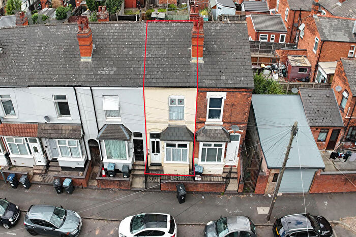 3 Bedroom Terraced House For Sale In Wenlock Road, Birmingham, B20