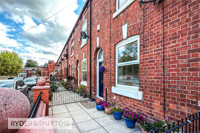 2 Bedroom End Of Terrace House For Sale In Graver Lane, Clayton Bridge, Manchester, M40