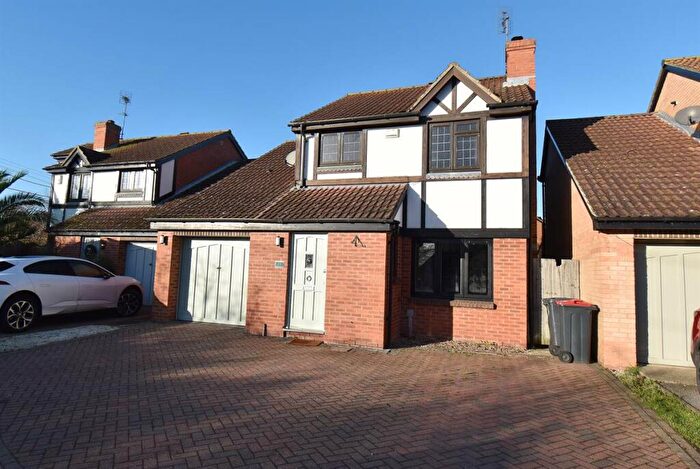 4 Bedroom Detached House For Sale In Primrose Way, Chestfield, Whitstable, CT5