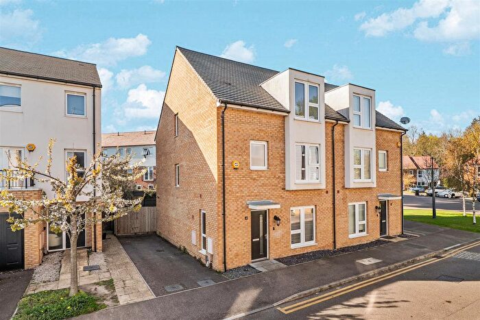 4 Bedroom Semi Detached House For Sale In Hawker Drive, Addlestone, KT15