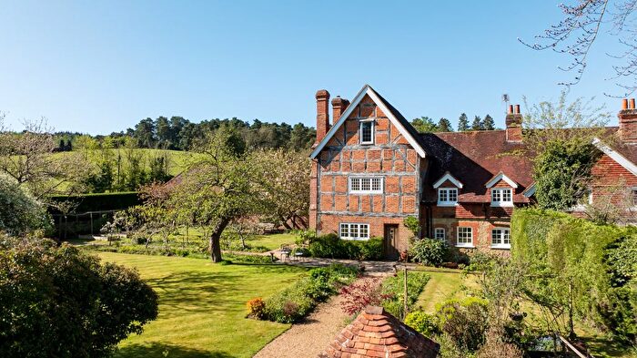 5 Bedroom Detached House For Sale In Frensham Lane, Wishanger, Farnham, Surrey, GU10
