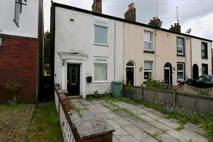 2 Bedroom Cottage For Sale In Pimbo Road, Kings Moss, St. Helens, WA11