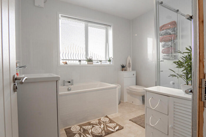 2 Bedroom Detached Bungalow For Sale In Lower Castleton, Ballindalloch, AB37
